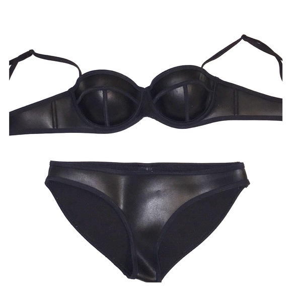 Black Triangl Bikini Set - Picture 1 of 3